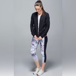 lululemon athletica Black & Floral Print Cropped Leggings
